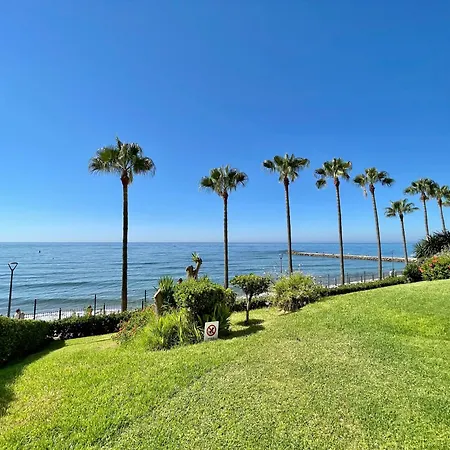 Apartment Del Mar Iv Center - Eaw Homes *