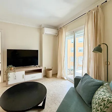 Apartment Del Mar Iv Center - Eaw Homes *