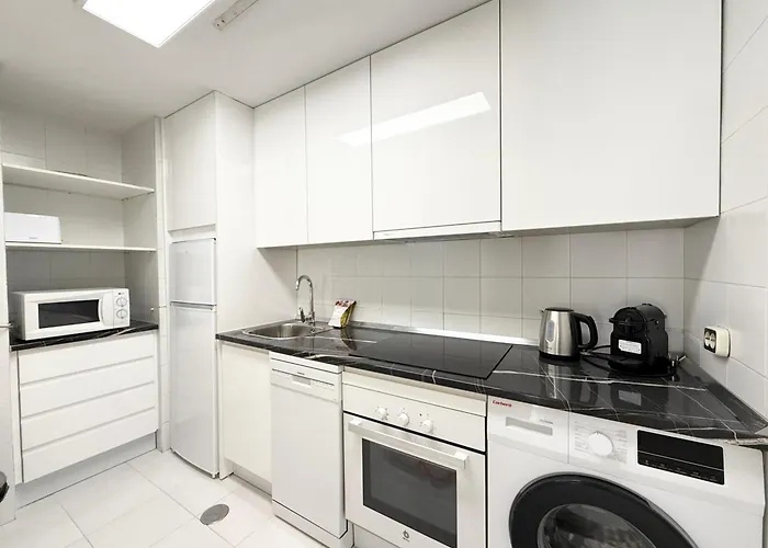 Del Mar Iv Center - Eaw Homes Marbella