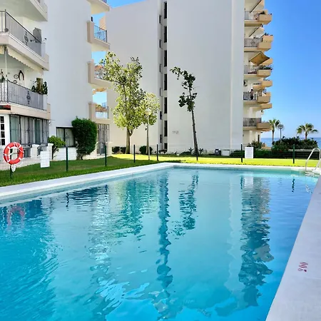 Del Mar Iv Center - Eaw Homes アパート